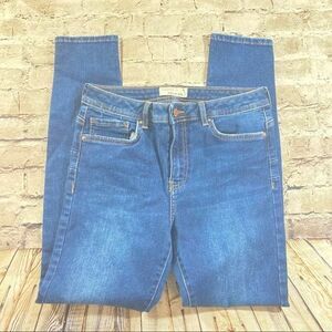 Forever 21 Jeans Womens Sz.28 Blue‎ Push-up Medium Wash Denim Rockstar